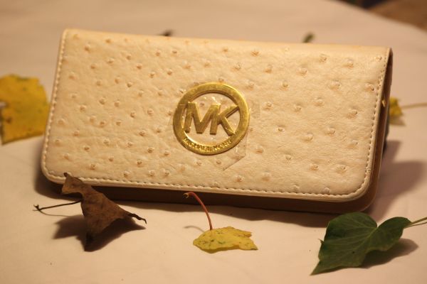 Linda carteira Michael Kors!