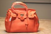 Bolsa estilo Hermés em couro laranjado!